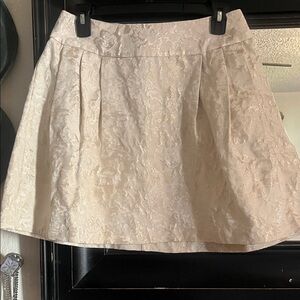 Jennifer Lopez Textured Cream A-Line Mini Skirt